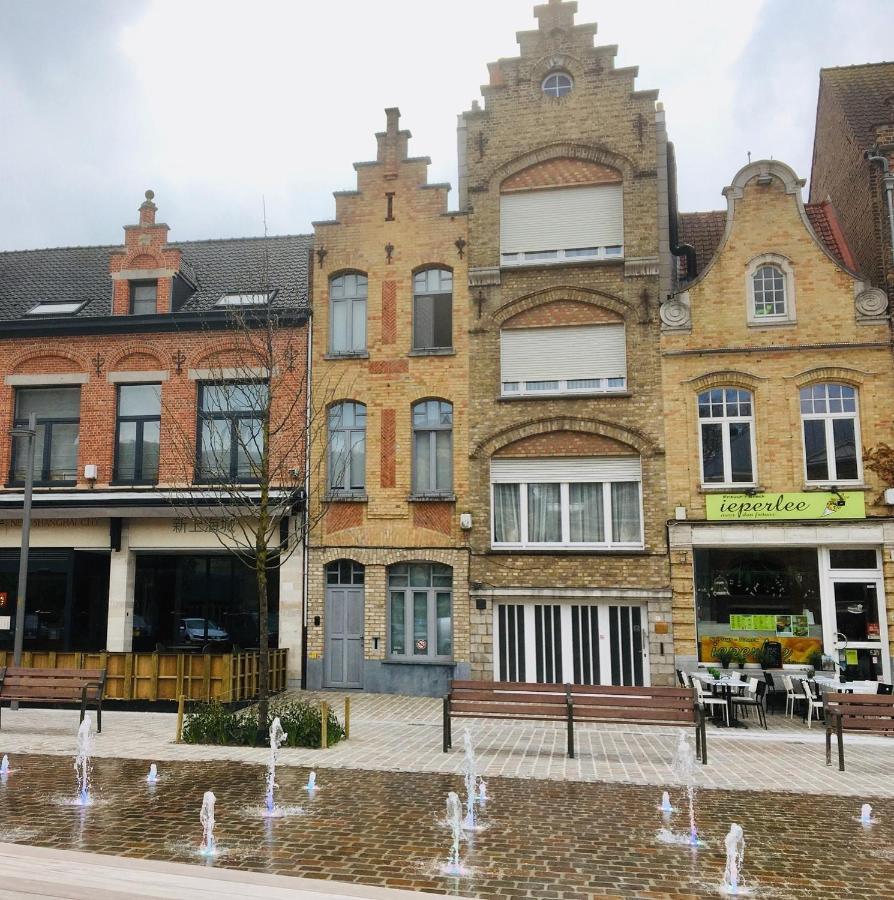 B&B East&West Ieper Exteriör bild